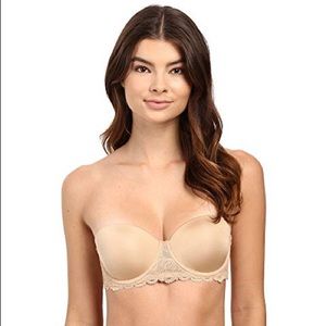 30 D - Calvin Klein Customized Lift Strapless Bra